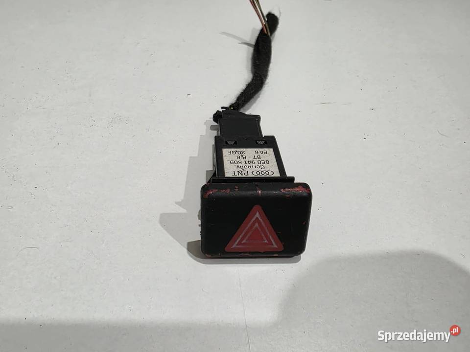 Włącznik awaryjnych Audi a4b6 8E0941509 Iława