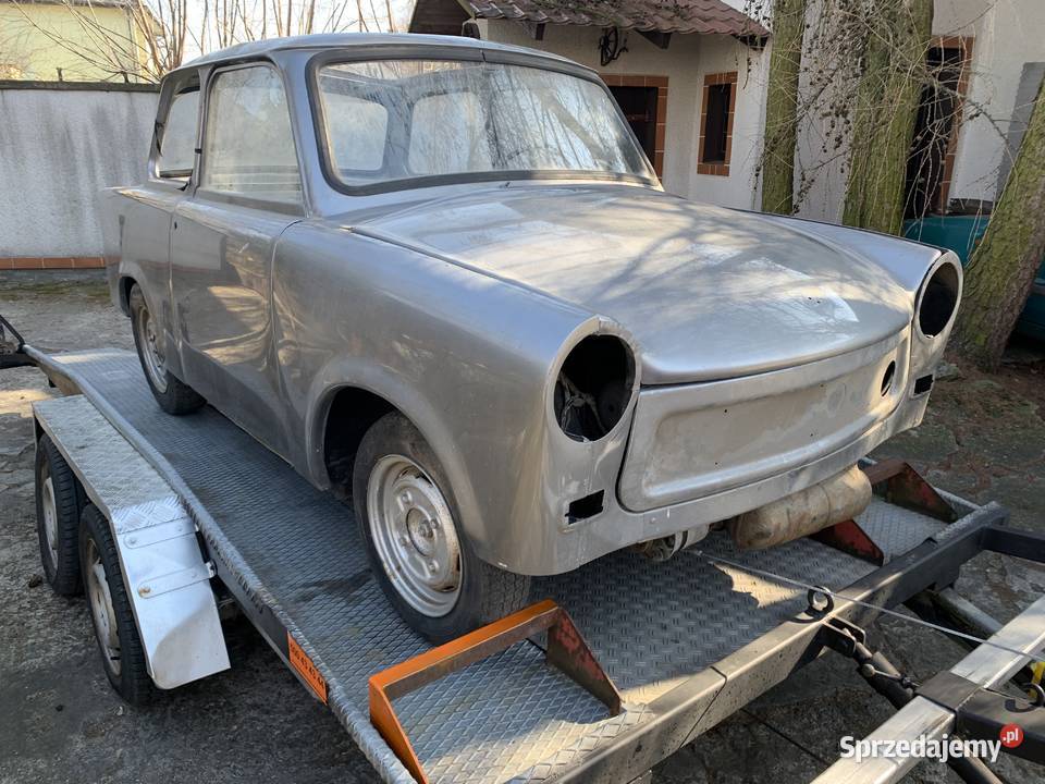 Trabant kabrioletkaroseria lakierowaniu Karoseria Warszawa