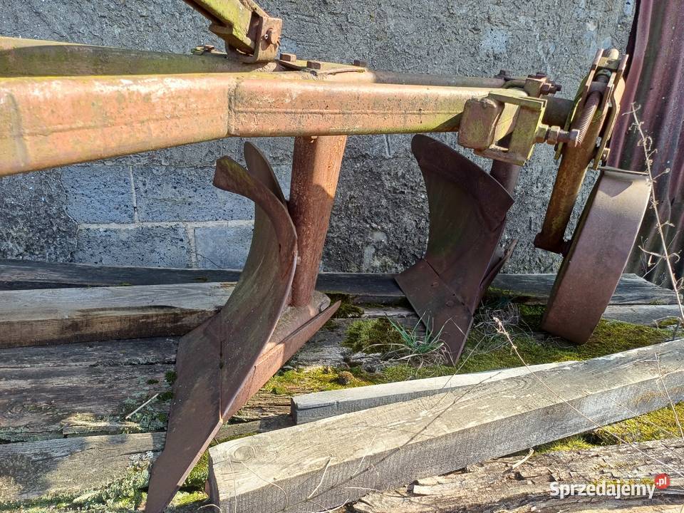 Sprzedam pług 3 skibowy Kamień Kotowy sprzedam