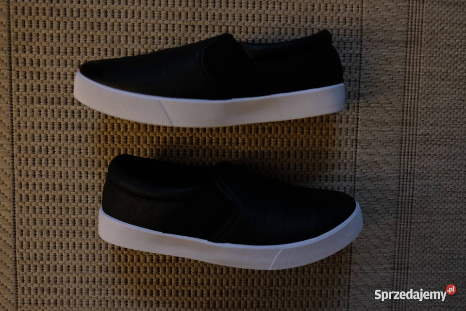 czarne trampki tenisówki buty slip on sportowe Sandały i klapki Toruń