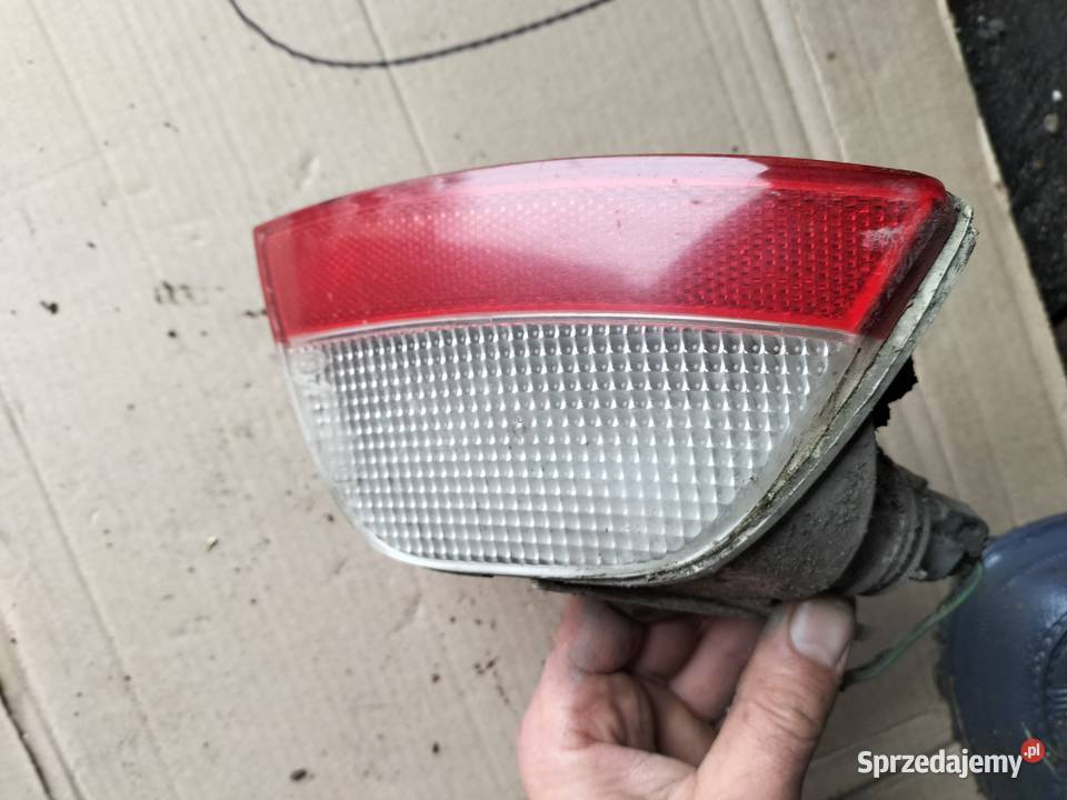 LAMPA TYŁ TYLNA COFANIA FORD FOCUS MK1 osobowe