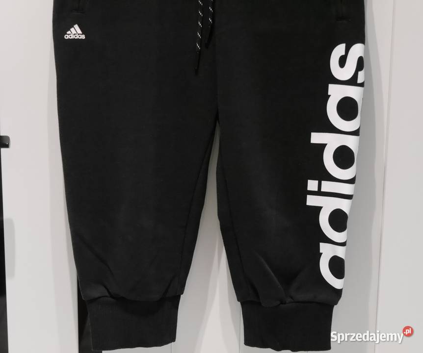 Adidas świetne spodenki kolano duże logo 36 S Adidas Wrocław