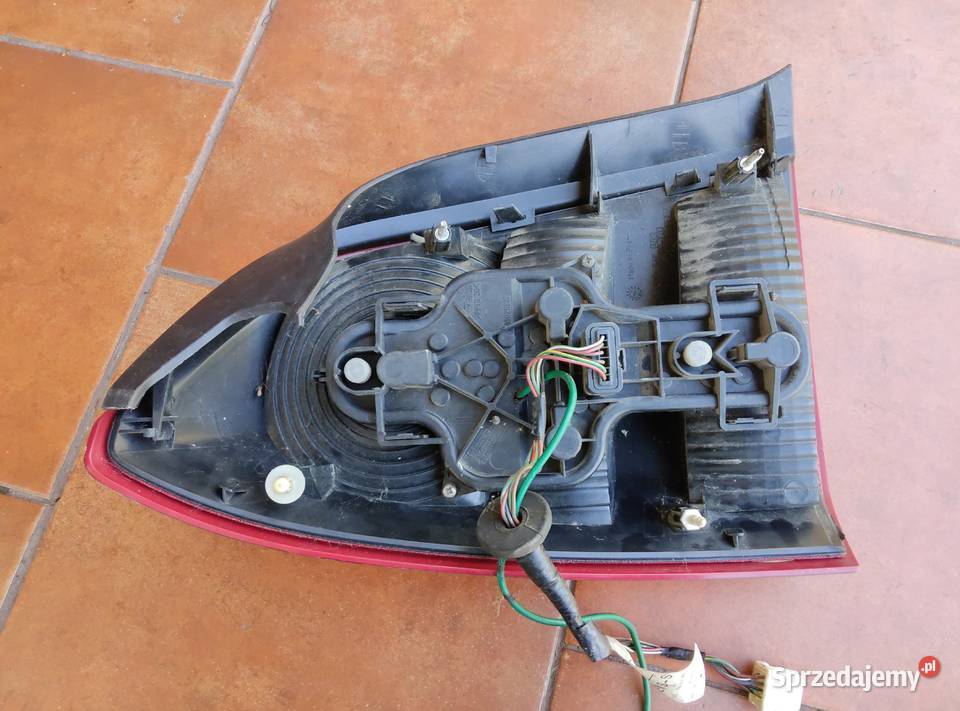 Lampa prawa tył sedan Nissan Primera P12 Lampy tylne Części samochodowe Połaniec