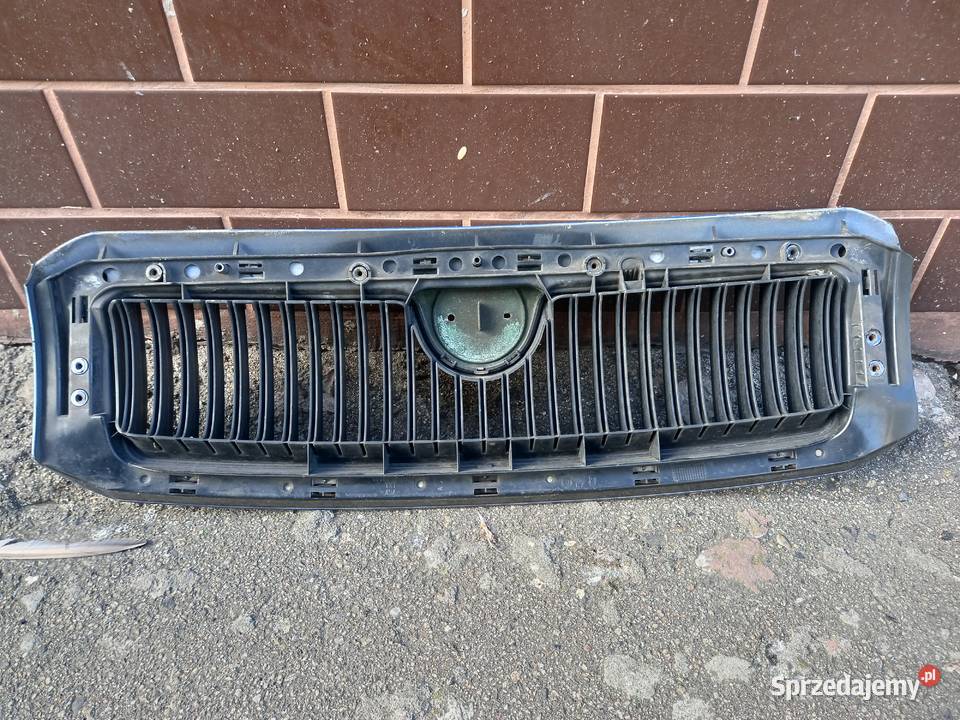 Atrapa Grill Gril Skoda Fabia 1 Lakier 4590 śląskie Gliwice