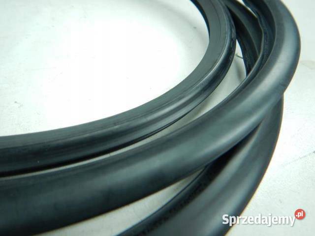 USZCZELKA SZYBY CZOŁOWEJ KIA SEDONA 0105 NOWA Listwy sprzedam