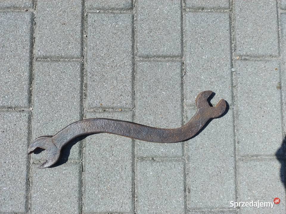 Stary duży klucz w formie litery S pomorskie Gdynia sprzedam