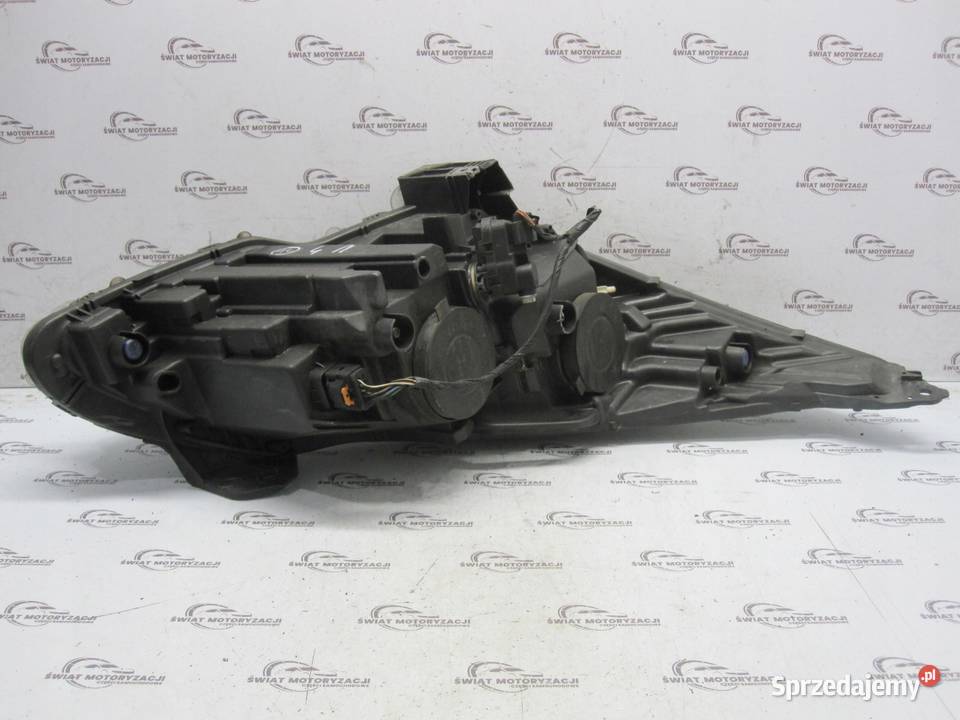 PEUGEOT 3008 I LIFT 16r lampa lewa przód