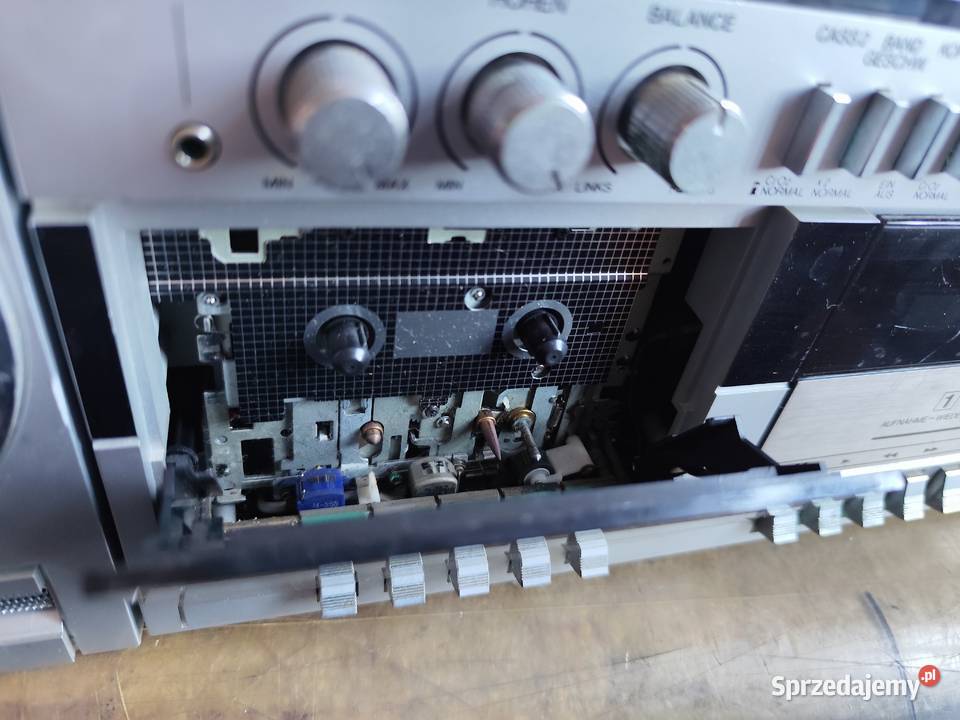 radiomagnetofon Universum CTR 2237C3 Grabowo sprzedam