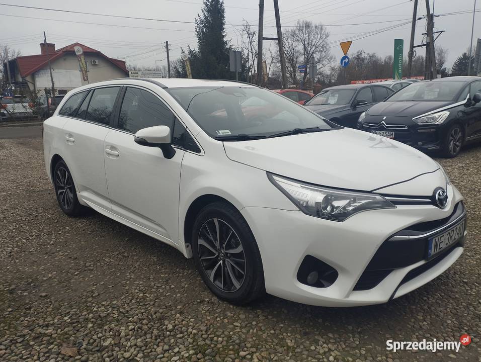 Toyota Avensis 20 D Salon Polska 2017 serwisowany w ASO Avensis Warszawa