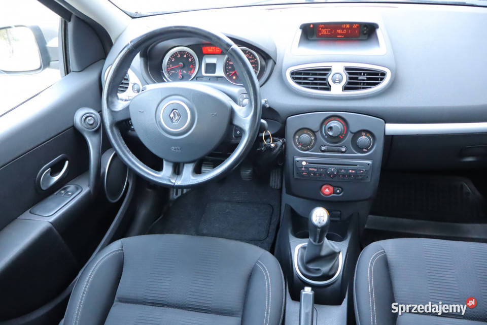 Renault Clio 12 16V wielofunkcyjna kierownica Zabrze