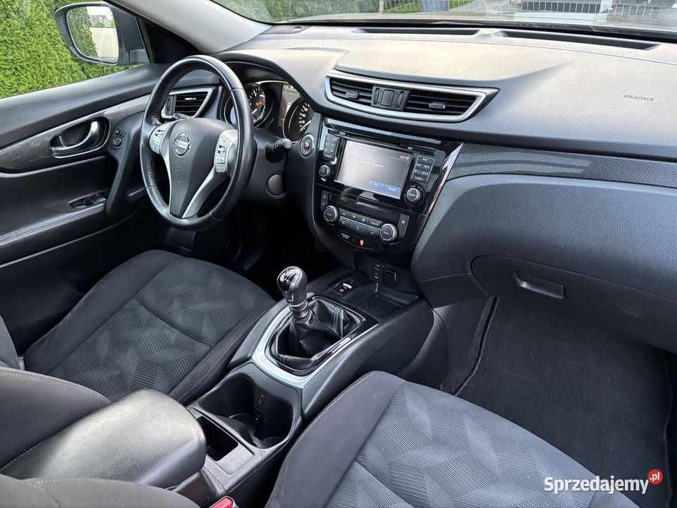 Nissan XTrail 2017r 16 diesel diesel łódzkie Sieradz