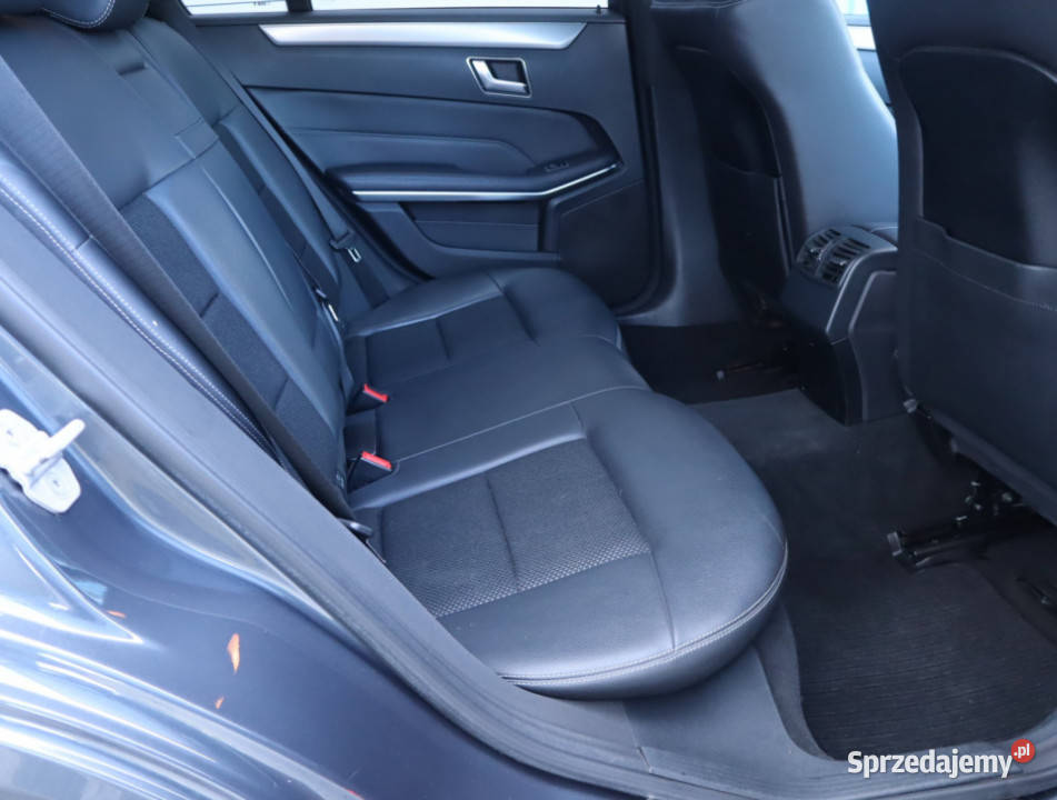 Mercedes E E 250 centralny zamek mazowieckie sprzedam