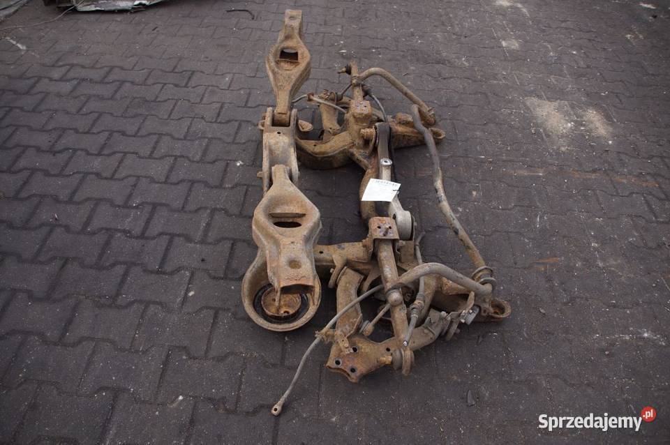 BELKA SANKI TYŁ MITSUBISHI PAJERO 4 Pozostałe