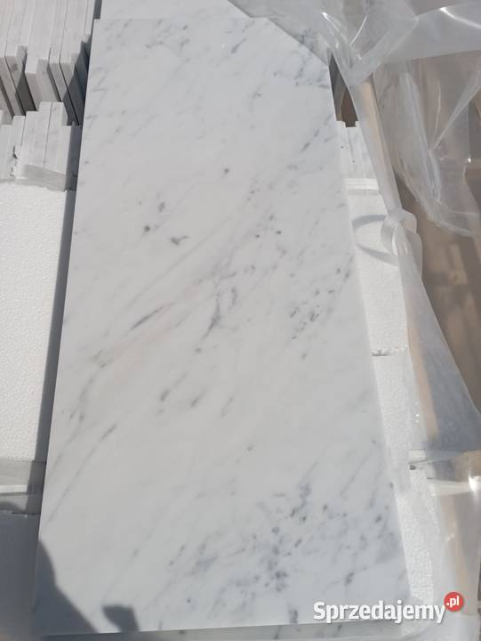 Płytki marmurowe CARRARA BIANCO pasy 15 poler Płytki podłogowe