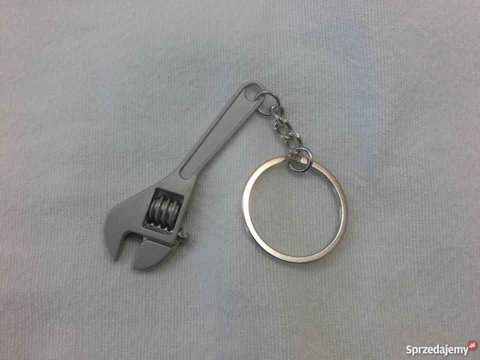 Metalowy brelok breloczek klucz francuski