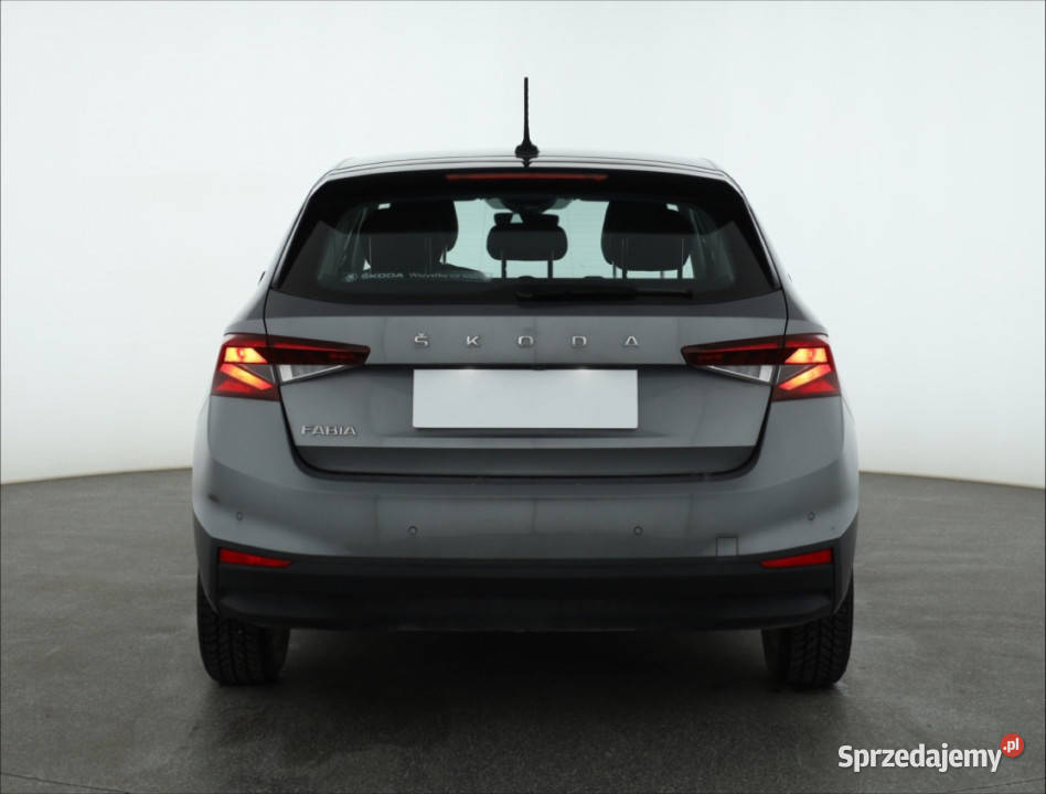 Skoda Fabia 10 59KM Piaseczno