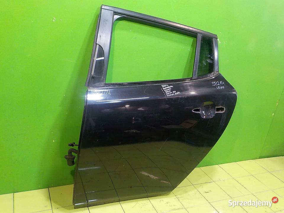 NISSAN LEAF I LIFT 16r 5D drzwi lewe tyl