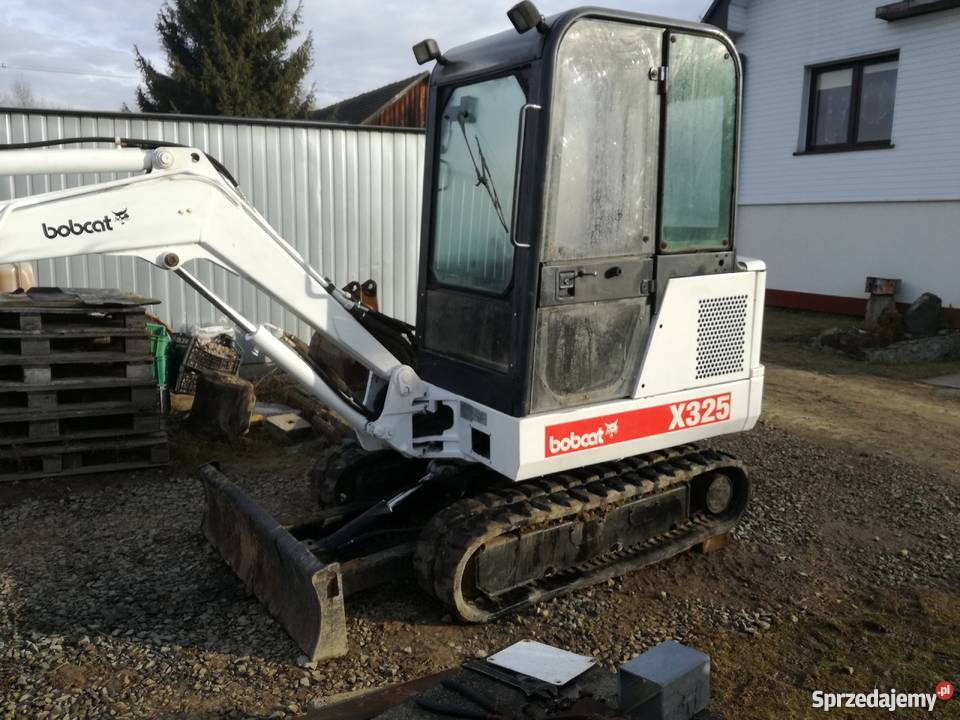 Minikoparka mini koparka Bobcat 325 28t 2001r Kabina Królówka
