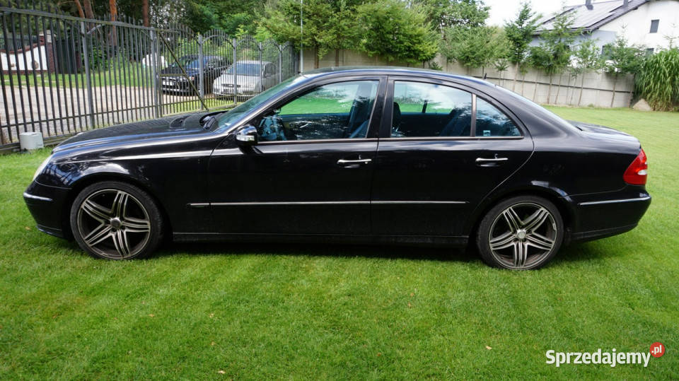 Mercedes E 200 zarejestrowany ubezpieczony elektryczne lusterka Mercedes-Benz Zielona Góra