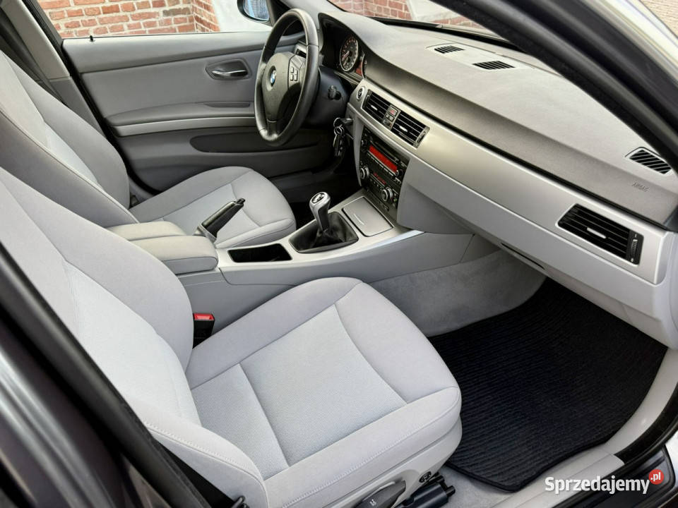BMW 318 101 Serwisowana Super Stan 20i 143 E90 komputer pokładowy Zwoleń