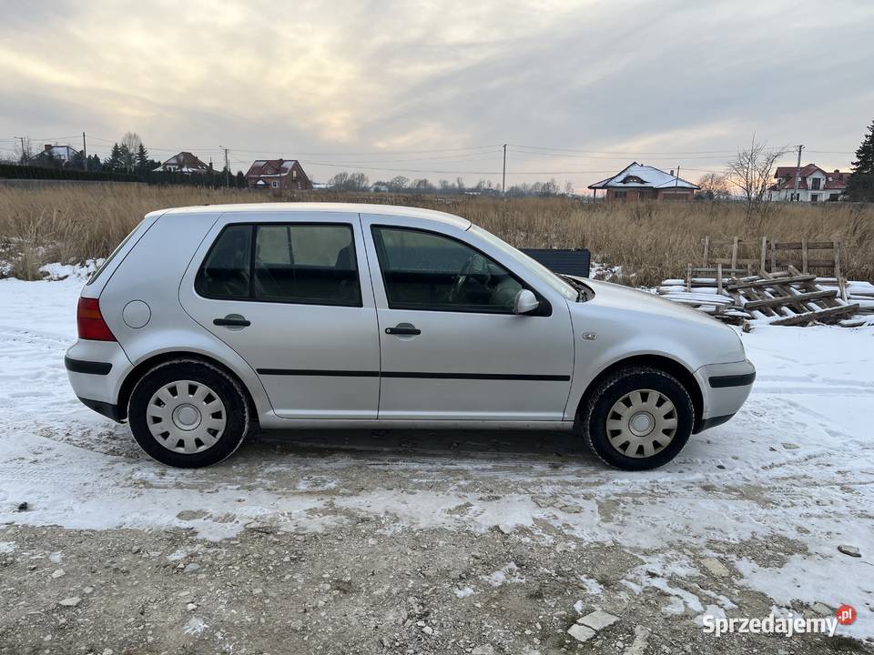 Volkswagen Golf 4 16 16v Gaz sekwencja Rok produkcji 2001 Golf Łopuszno