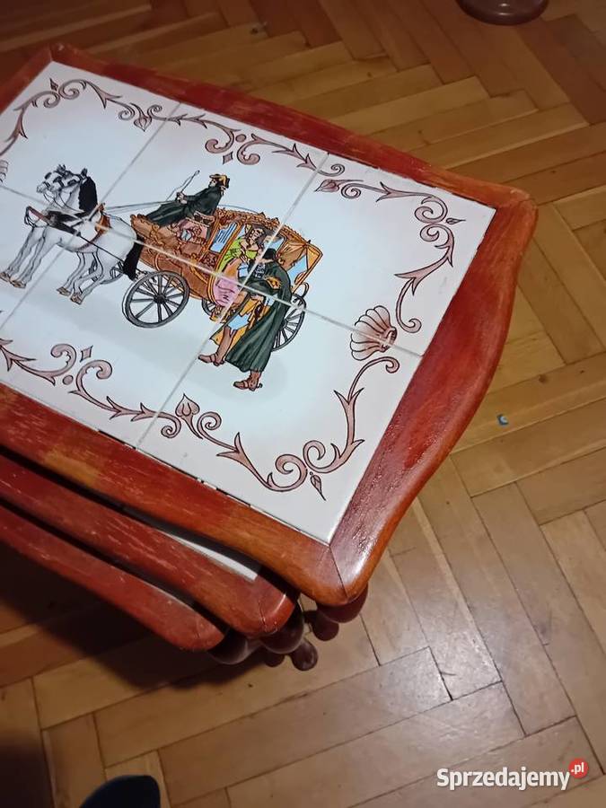 3 piękne stoliki wsuwane w siebie Kafelki Scenki Elbląg