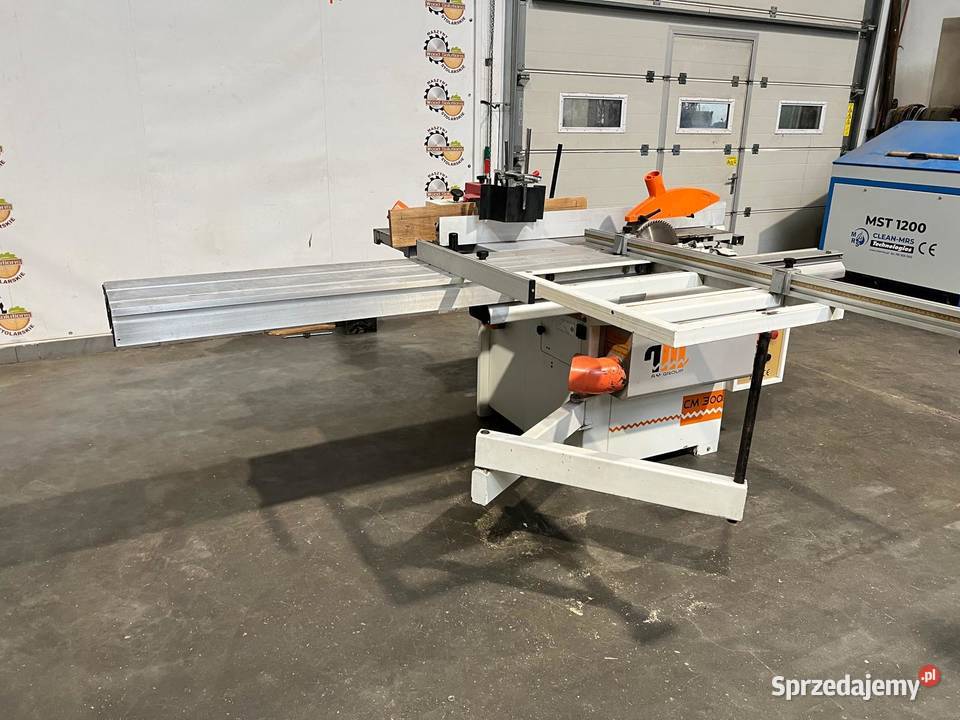 Maszyna wieloczynnościowa RM Group 300 Juszczyn