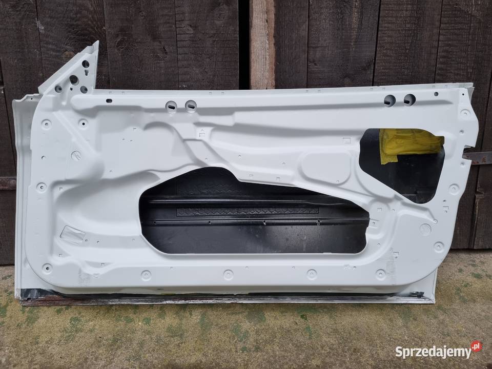 BMW 8 E31 840Ci 850Ci drzwi prawe Sokolniki-Las sprzedam