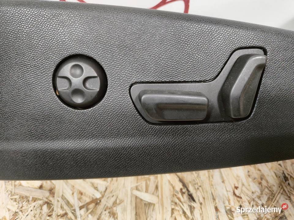 Panel Regulacji Fotela Lewy Przód Citroen DS7 Pleszew