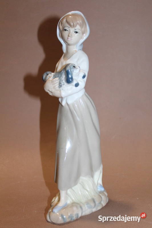 Figurka kobiety z psem Casadees 882 Szczecin