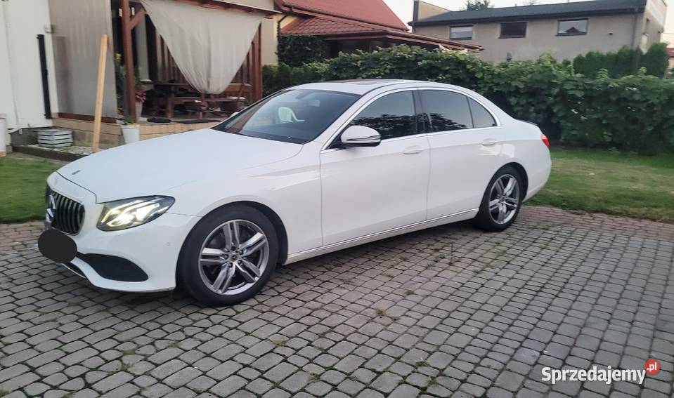 Mercedes E250 benzyna Salon 1wł