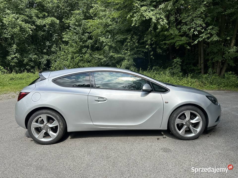 Opel Astra J GTC Godziszów