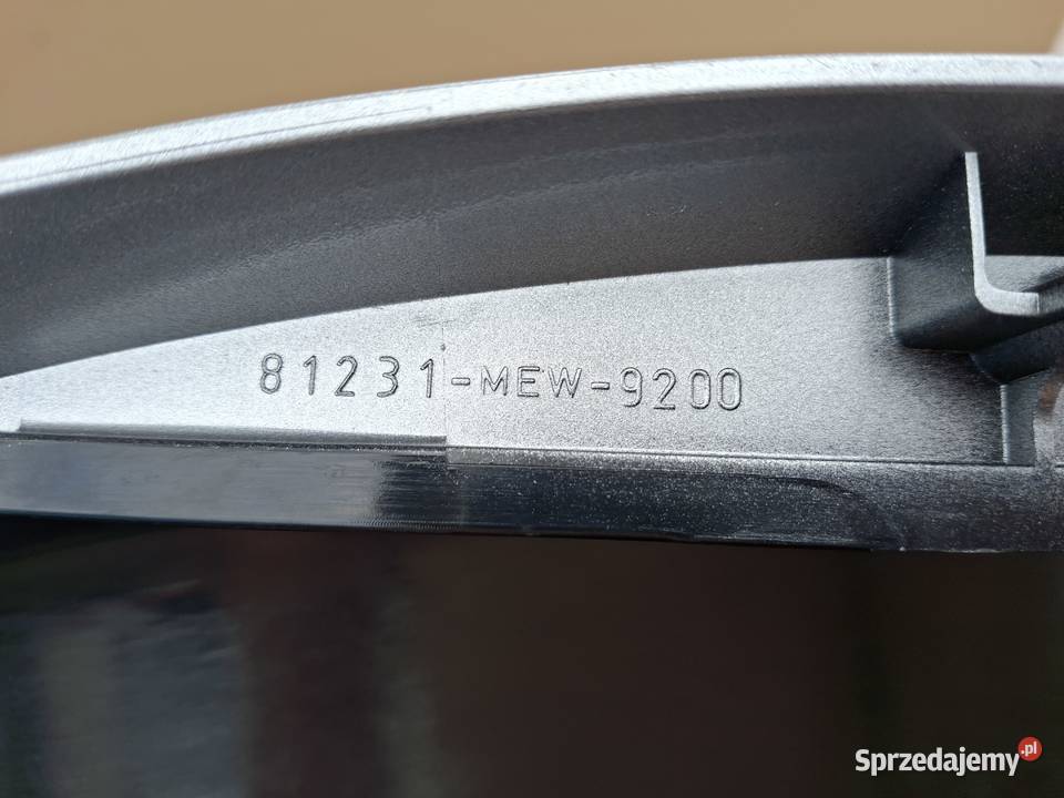 HONDA NT 700V POKRYWA OSŁONA KUFRA SCHOWKA PRAWA Bieleń