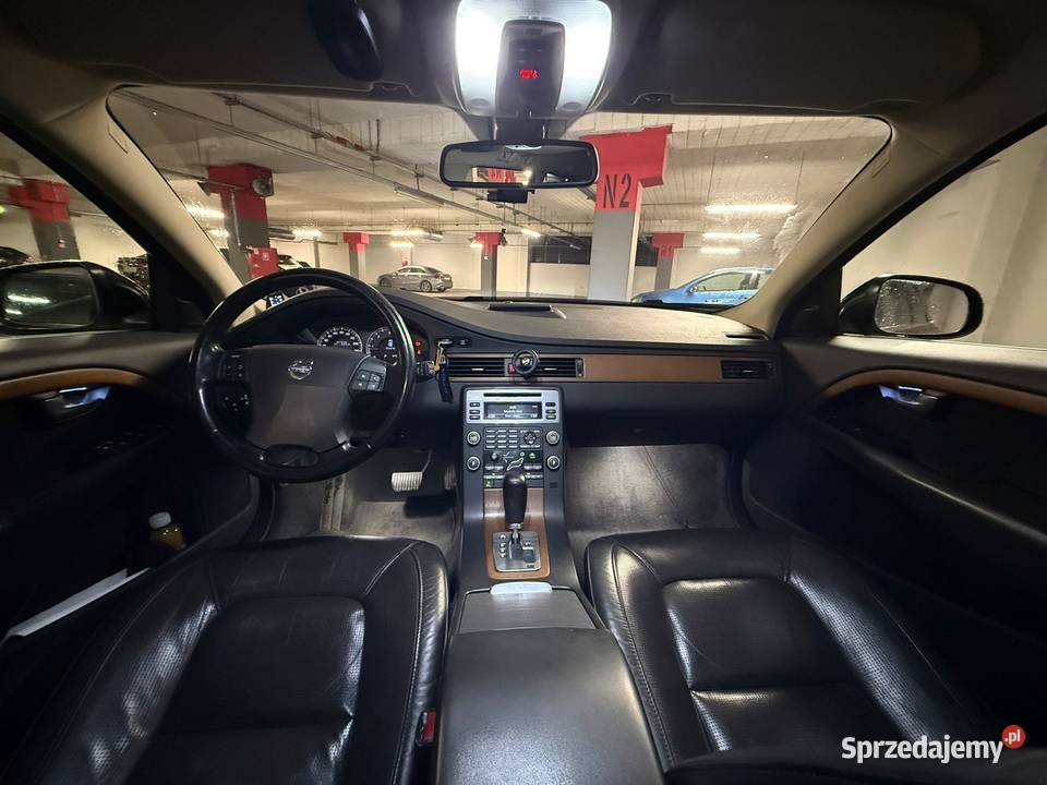 Volvo V70 D5 24D 2008r Summum Automat komfortowe 2400cm3 Wałbrzych