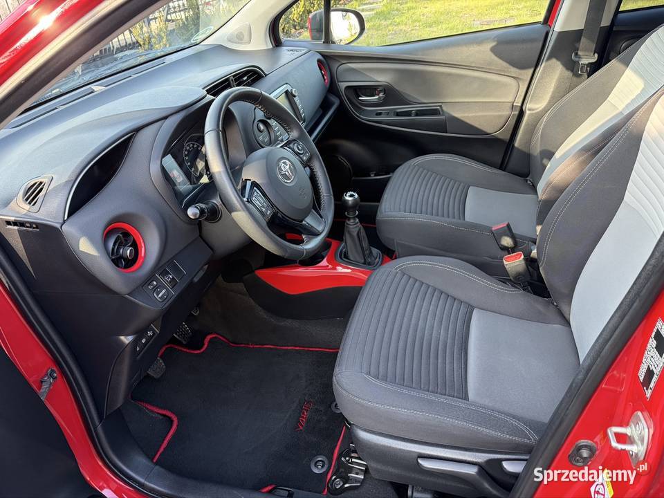 Toyota Yaris 15 Benz 2018 mazowieckie Okuniew sprzedam