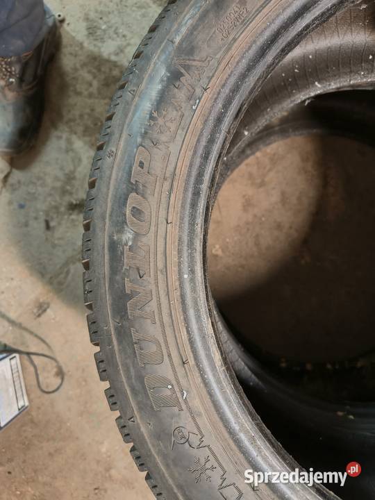 Opony Dunlop zimowe 23545r17 Samochodowe sprzedam