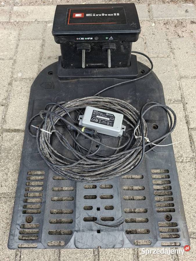 Baza stacja ładowania z 2 bolcami do robota Giżycko