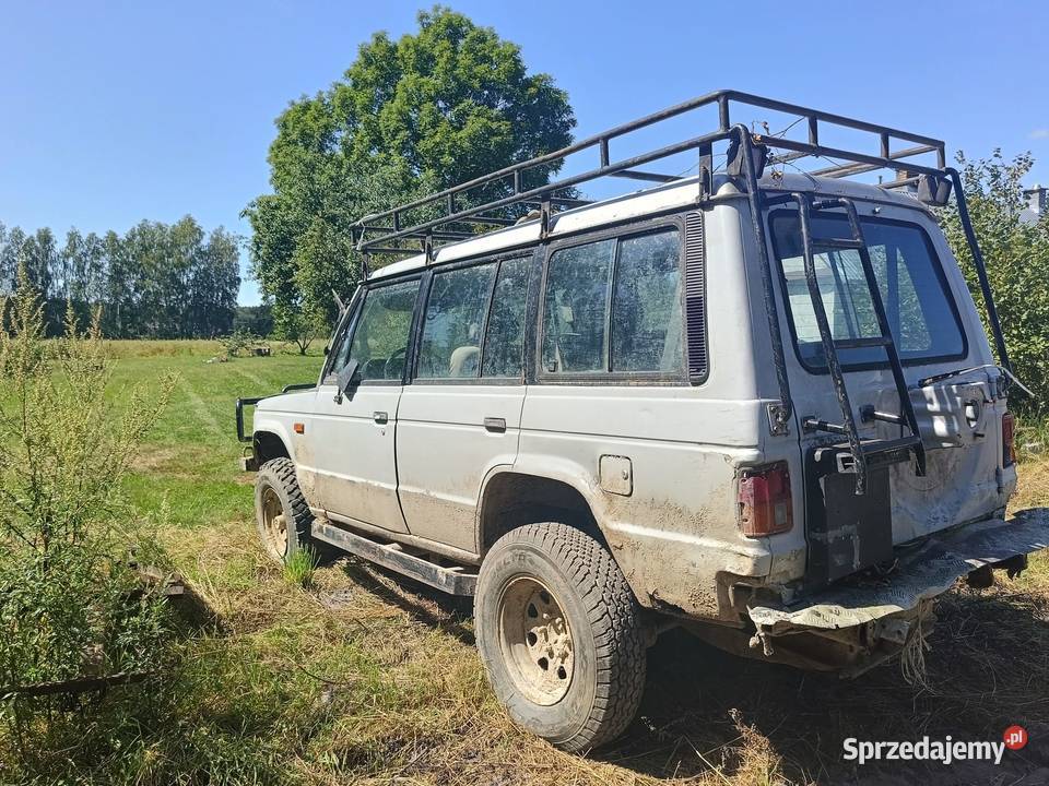 Mitsubishi Pajero I 25TD long części Pajero