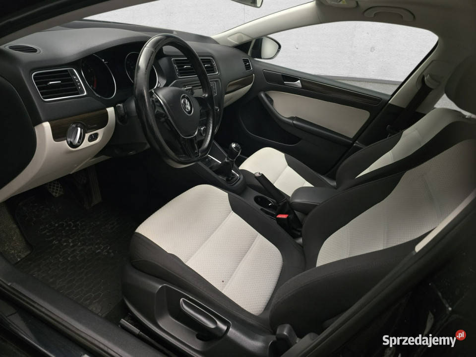 Volkswagen Jetta Poleasingowe A6 2010 Komorniki