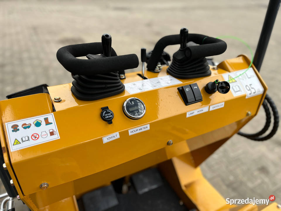 Miniładowarka kołowa skid steer 480 Gnstig D480