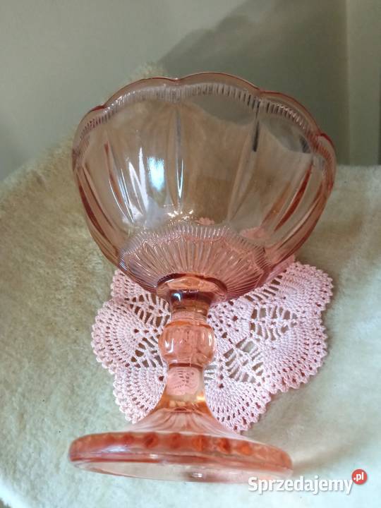 Rozalinowa cukiernica bombonierka