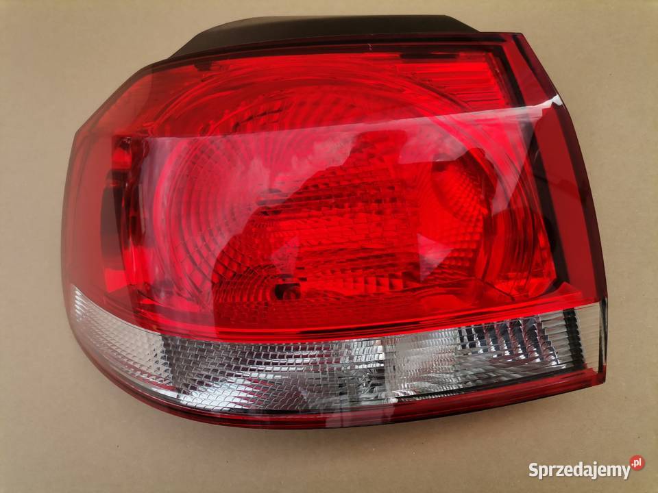 VW GOLF VI LAMPA LEWY TYŁ LEWA TYLNA 5K0945095 Lampy tylne Bieleń