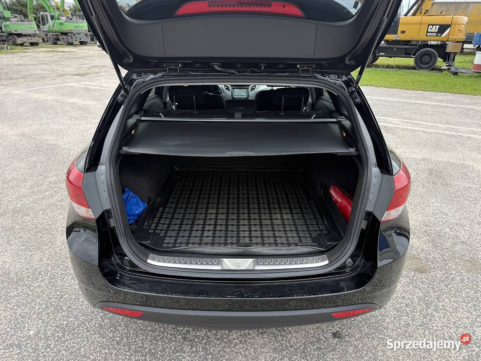 Hyundai i40 16 BENZYNA Klimatronik Nawigacja Kombi i40 Konin sprzedam