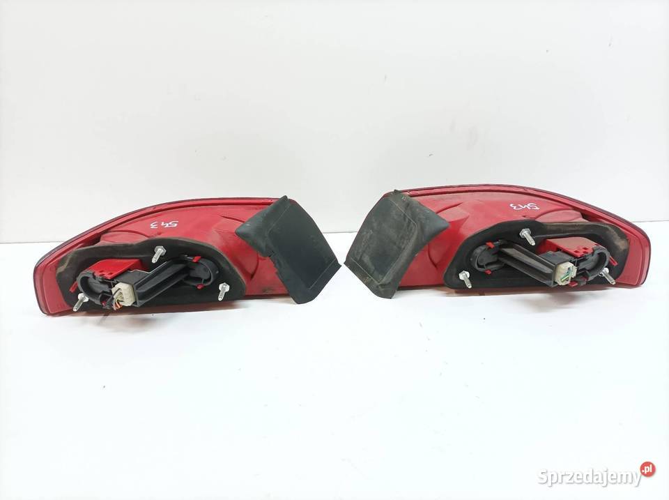 LAMPA TYŁ KOMPLET KOMBI Alfa Romeo 159 I osobowe