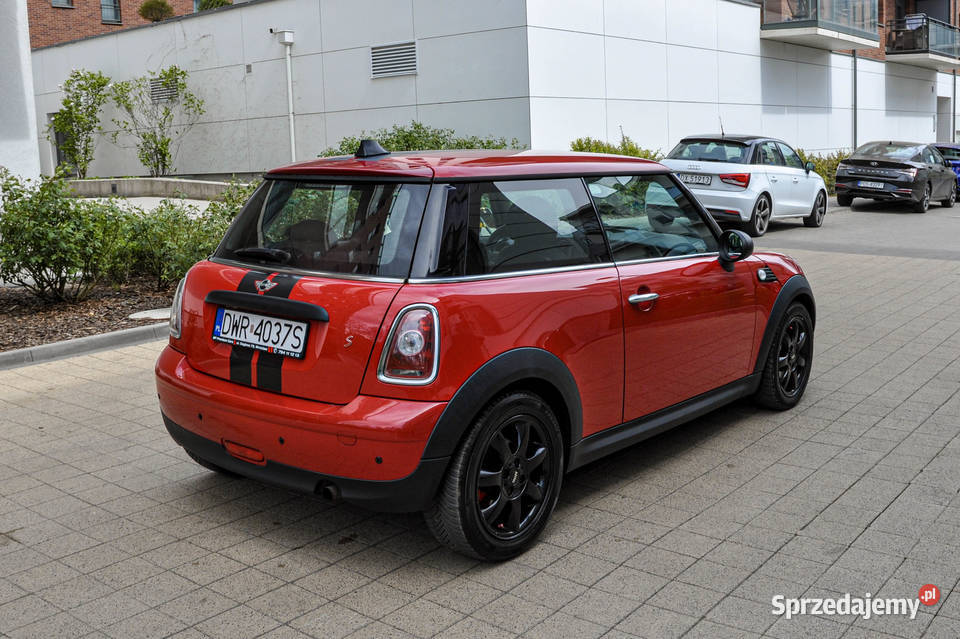 Mini Cooper 16 2010 r Bezwypadkowy