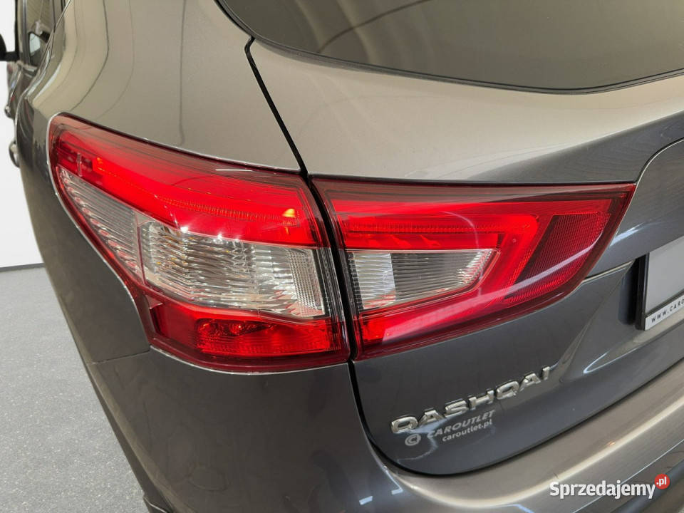 Nissan Qashqai 12DIGT 115 M6 20142015 r salon światła LED Myślenice