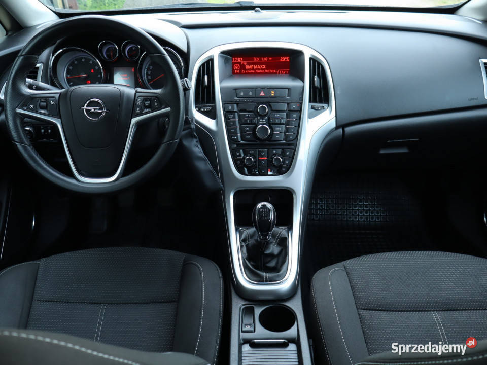 Opel Astra 14 T