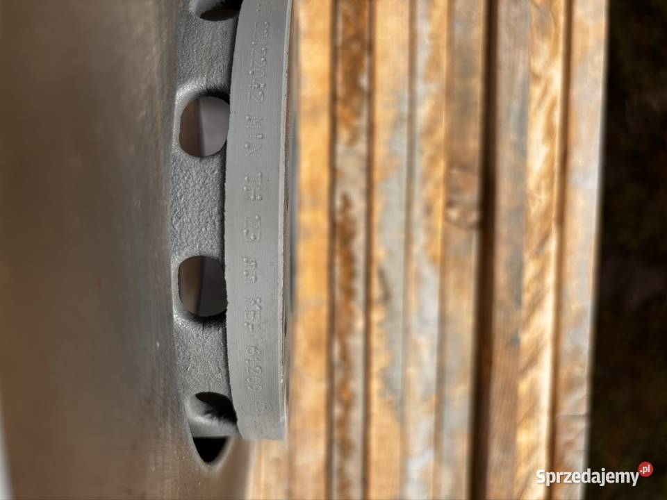 Tarcza hamulcowa wentylowana REMSA Klucze