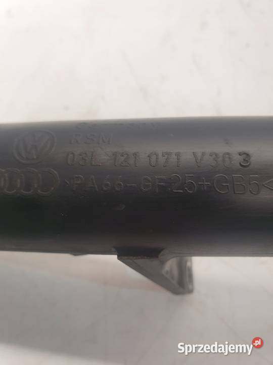 RURA PRZEWÓD WODY AUDI A4 B8 A5 20 TDI 03L121071 Przystajń