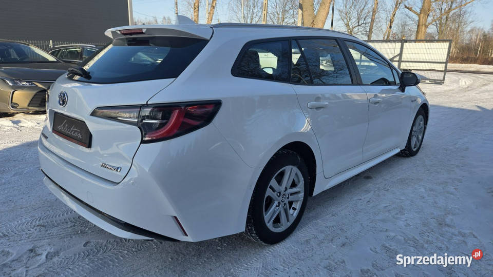 Toyota Corolla 18 HSD BLISY Ast Parkowani Otwock Mały